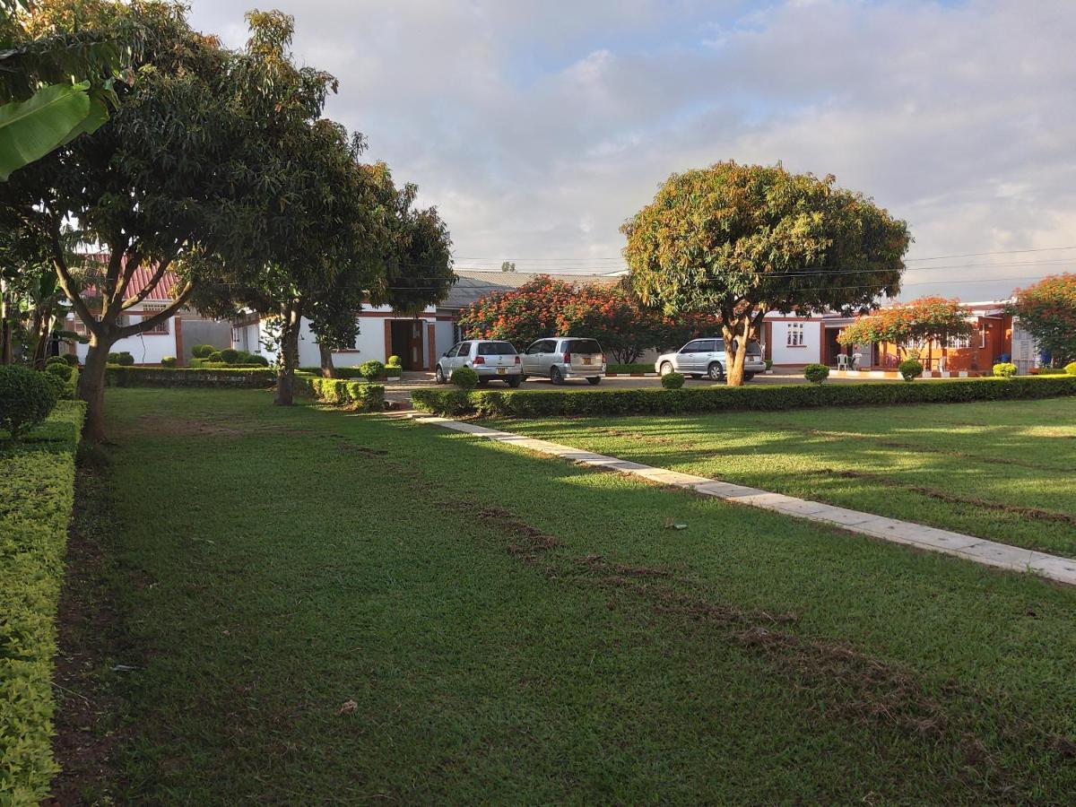 Lucia Villas Mbale Exterior foto